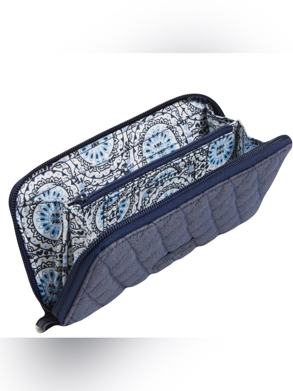 Vera Bradley Denim RFID Accordion Wristlet Wallet in Moonlight Navy NWT - Picture 2 of 3